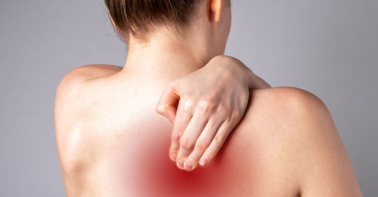 Douleur au muscle de l’omoplate