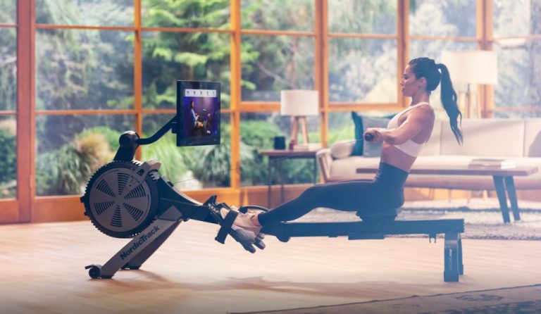 Quels muscles sont sollicités avec le rameur