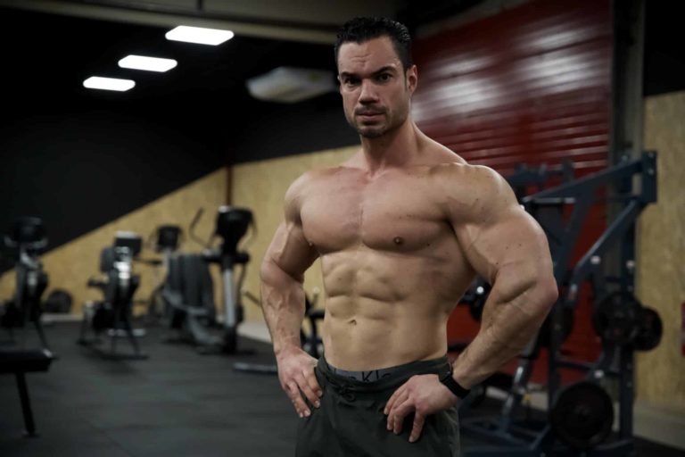 Comment son poids se compare t il à sa taille et à sa morphologie